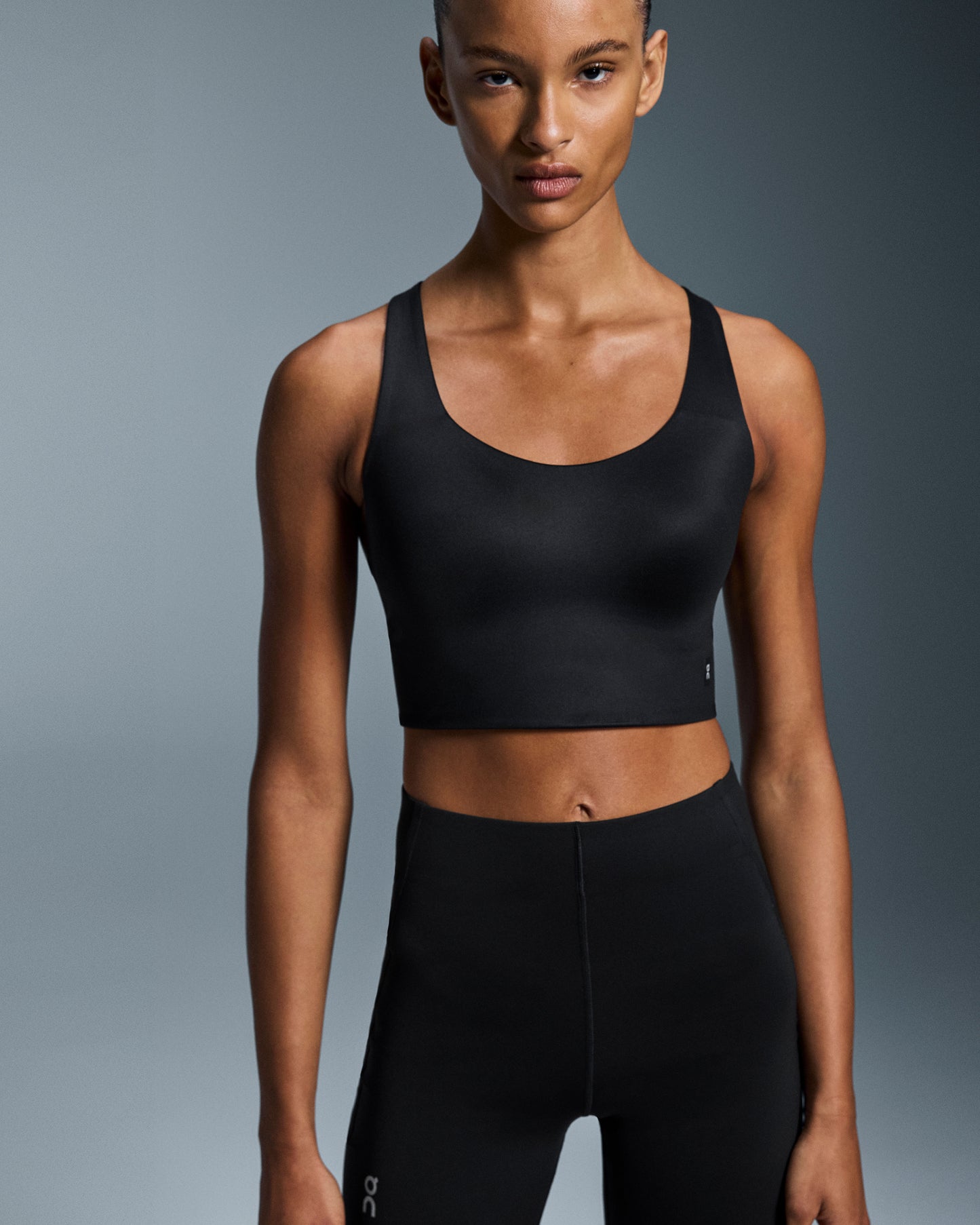 Women's Train Bra Longline Black - US 3912