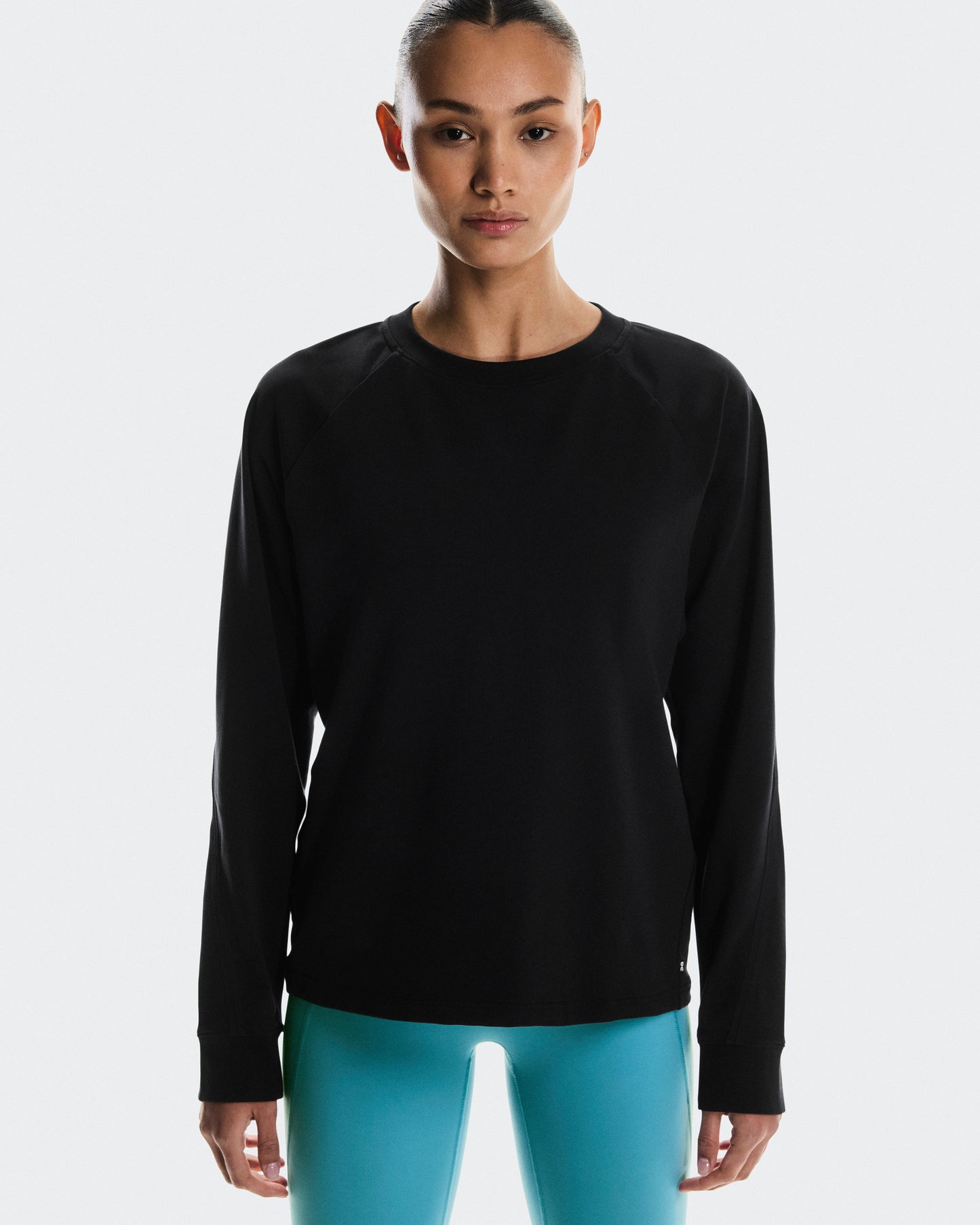 Women's Studio Crew Black - US 8357