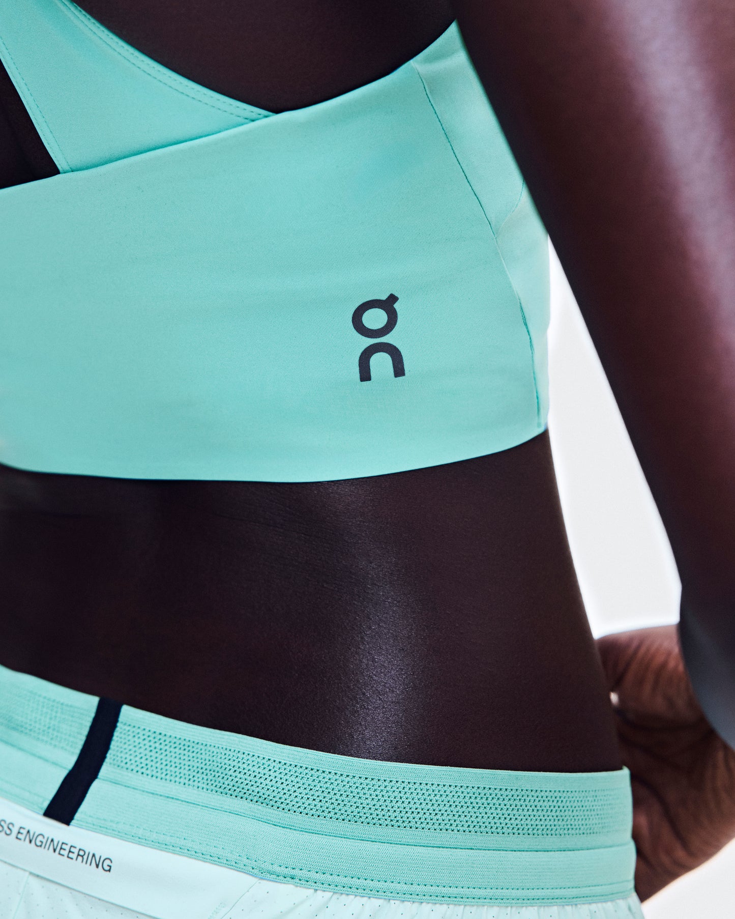 Women's Performance Crop Aquamarine - US 2133