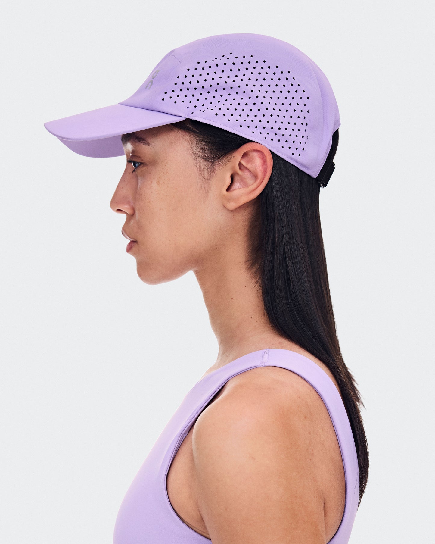 Lightweight Cap Bloom - US 7272