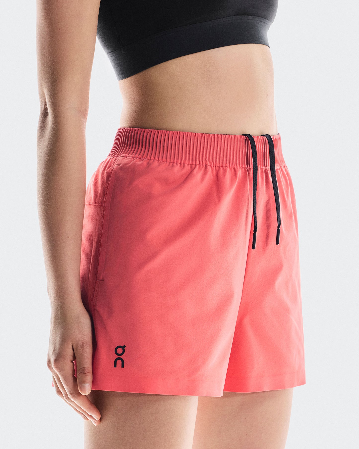 Women's Focus Shorts Coral - US 4867