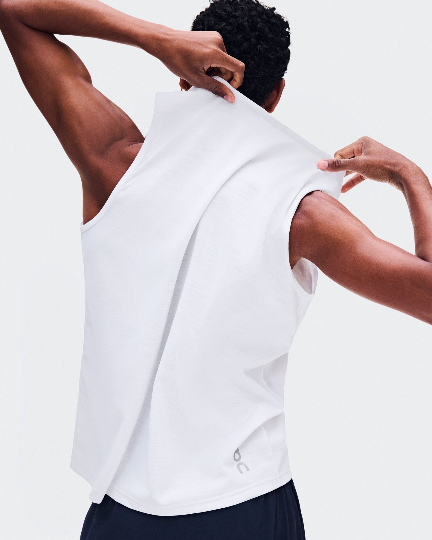 Men's On Run Tank White - US 1988
