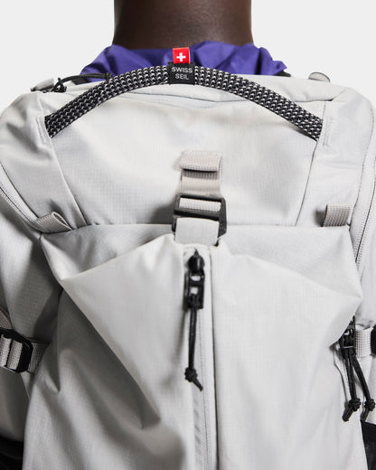 Speed Pack 30L Glacier | Black - US 9105