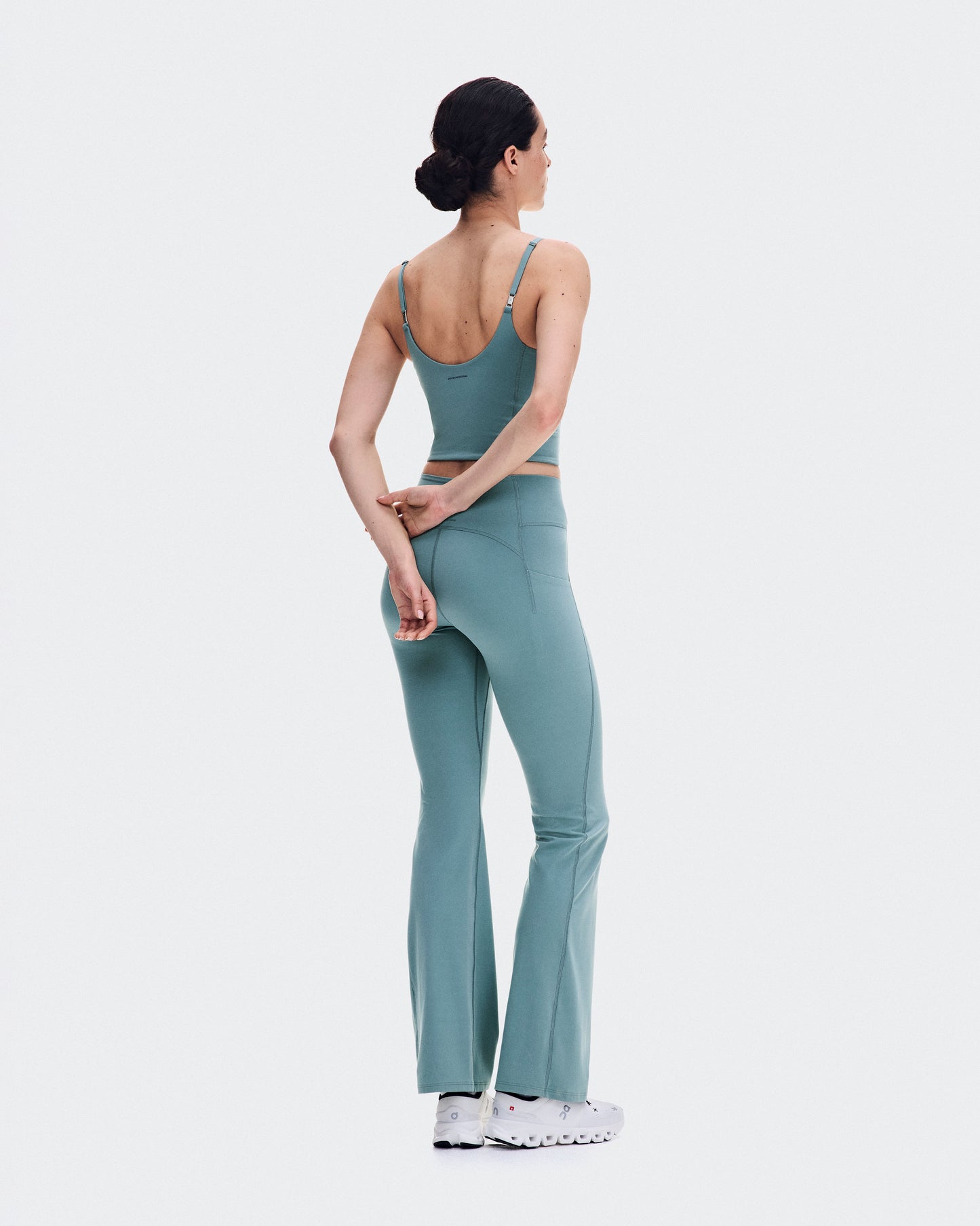 Women's Studio Crop Agave - US 6394