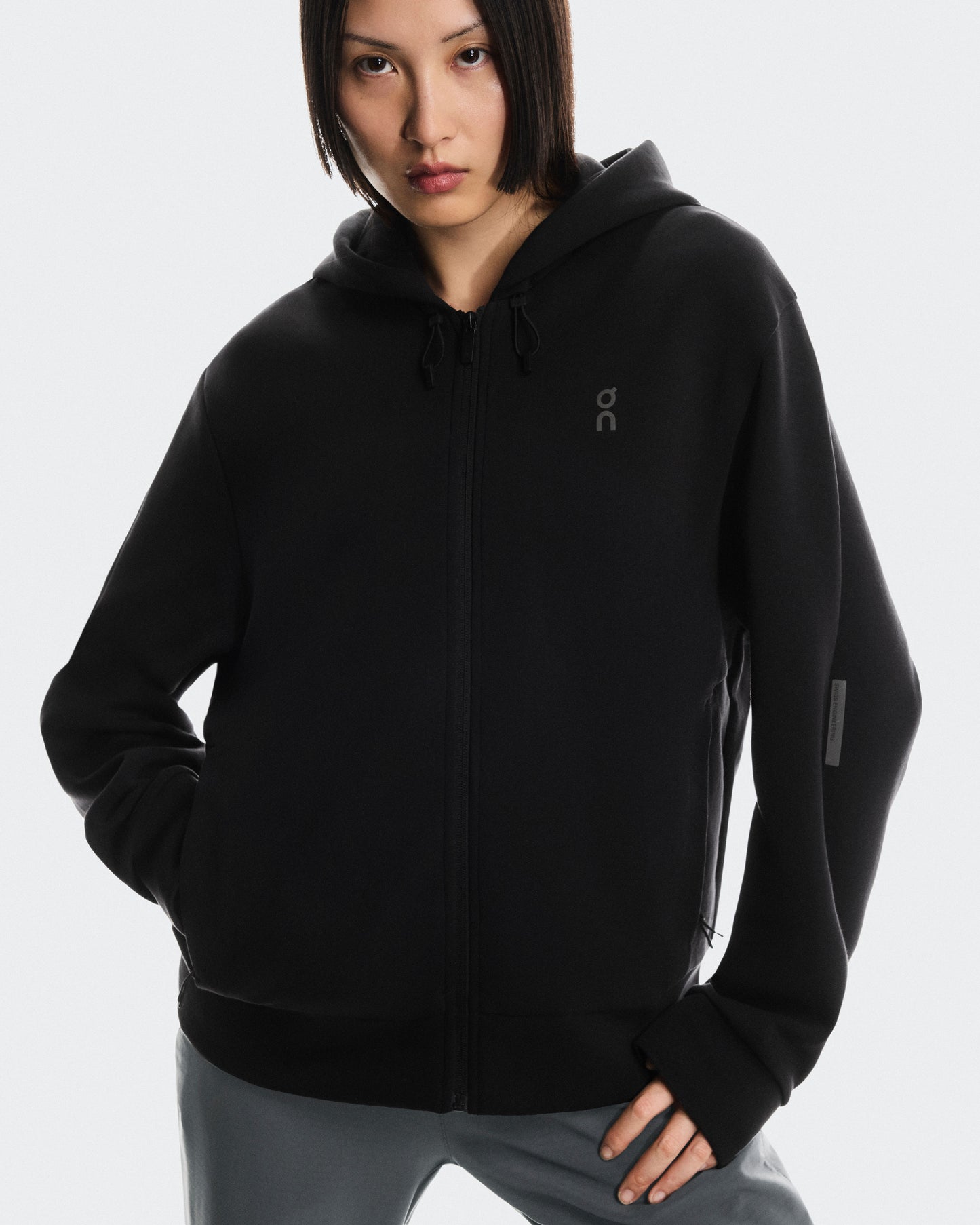 Women's Focus Tech Zip Hoodie Black - US 7997
