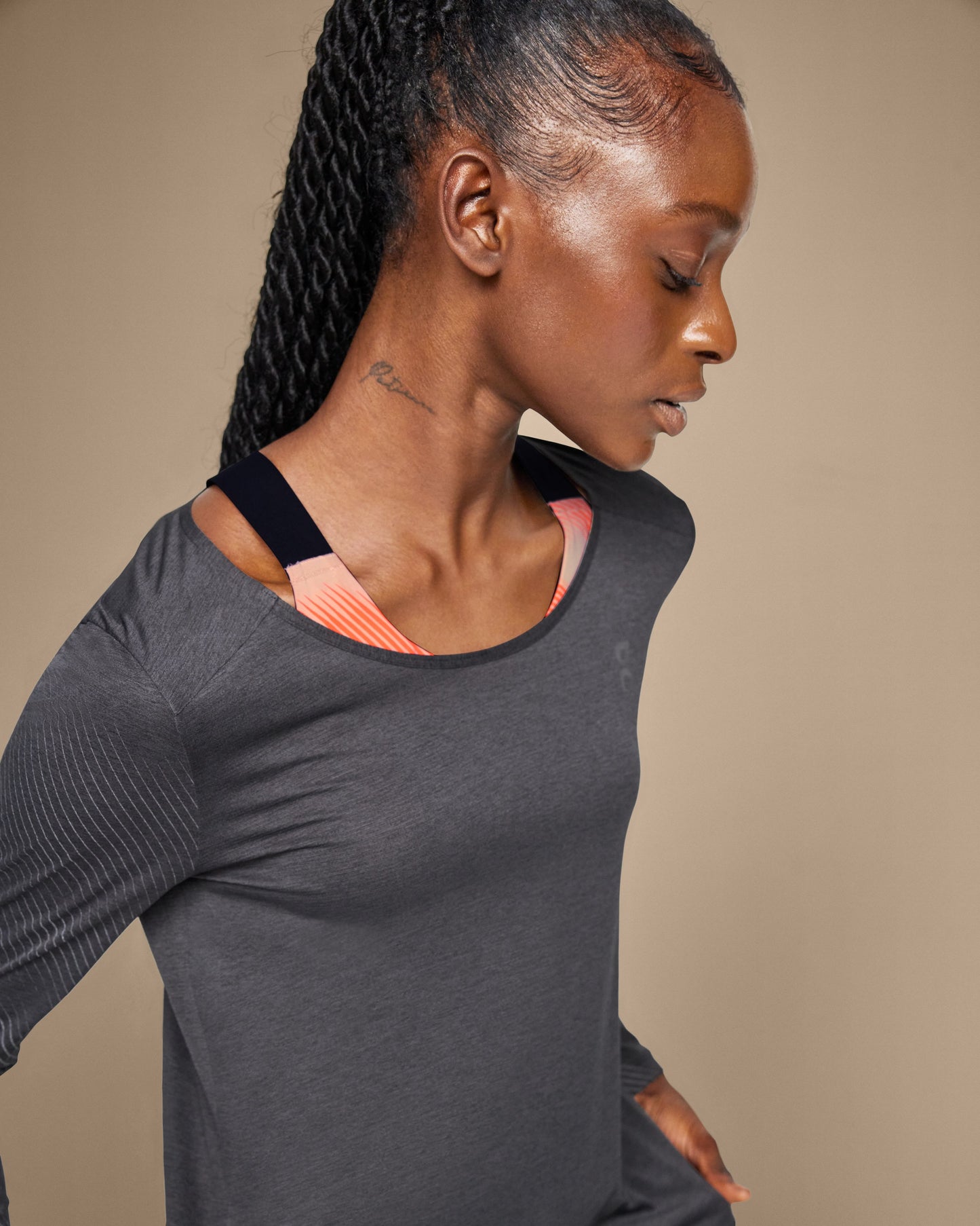 Women's Performance Long-T Lumos Black | Iron - US 7169