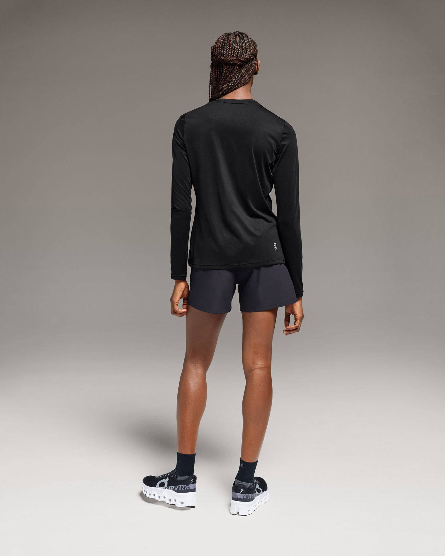 Women's Core Long-T Black - US 2543